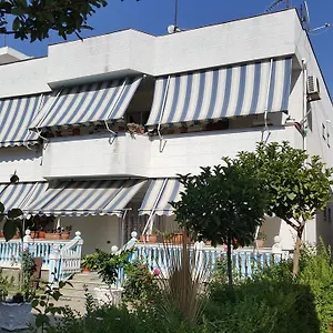  Pensjonat Vila Cikaj